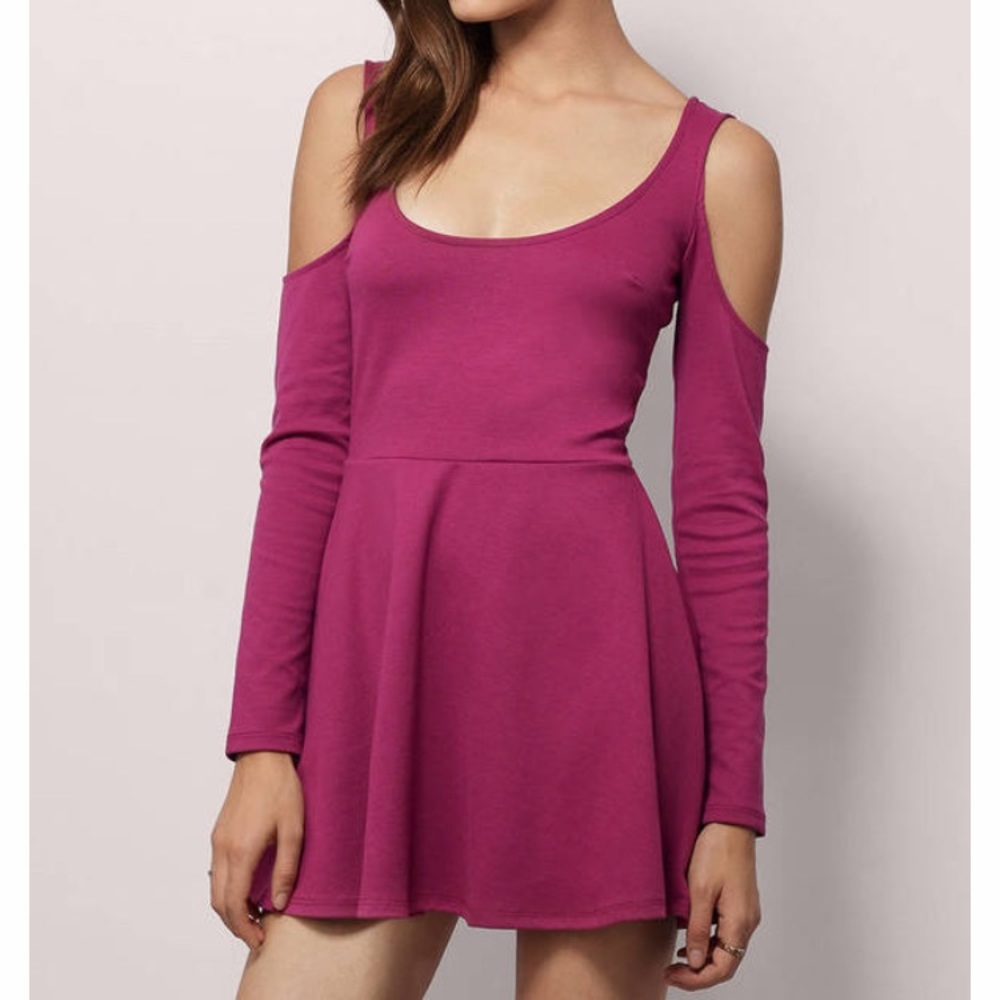 Tobi Cold Shoulder Skater Dress
